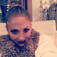 jlo-7