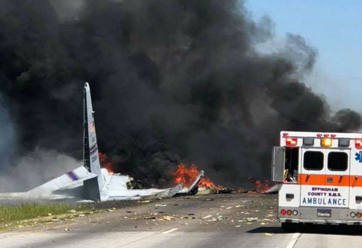 El Hércules C-130 cayó sobre la ruta 21 en Georgia.