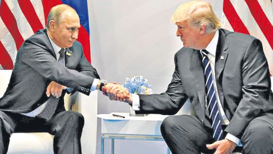 Amigos. Putin y Trump escenifican su buena química interpersonal, pero sus países están llamados sostener conflictos permanentes. No hay hoy un país hegemónico.