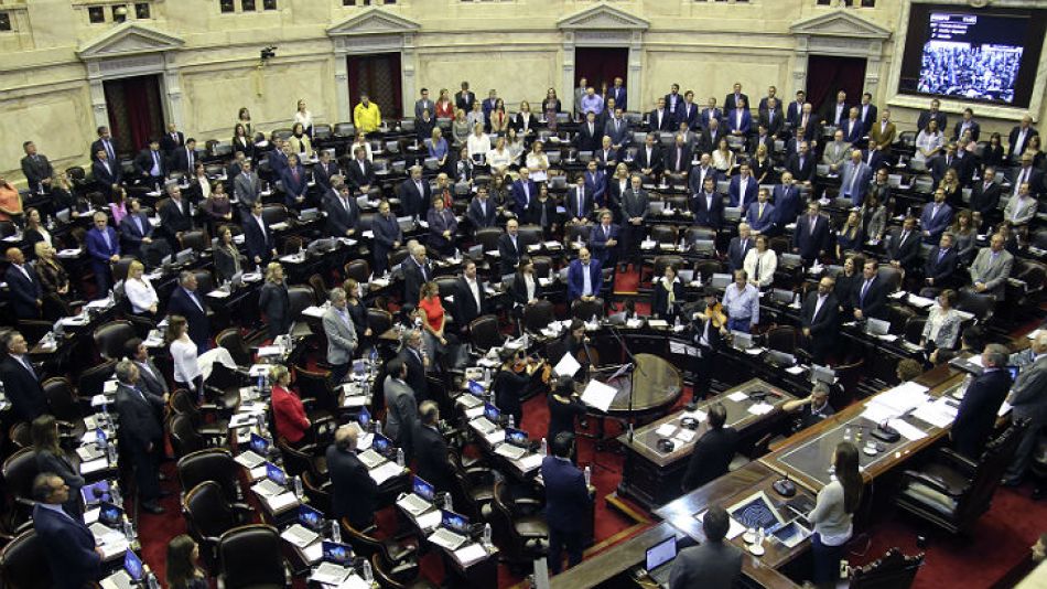 Diputados aprobó los límites a subas tarifarias.