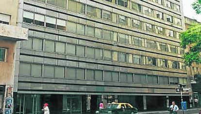 CHACABUCO 271. El edificio donde funcionó PERFIL 98 y en su vuelta hasta 2015.