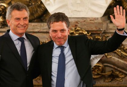 Resultado de imagen para macri y dujovne
