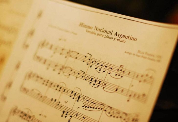 Por Que Se Celebra El Dia Del Himno Nacional Argentino Perfil