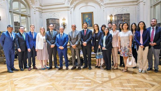Simbolismo. La unión tiene una amplia agenda con cuestiones como la pobreza, la exclusión o la inseguridad. Aquí, una reunión por el tema drogas en Argentina.