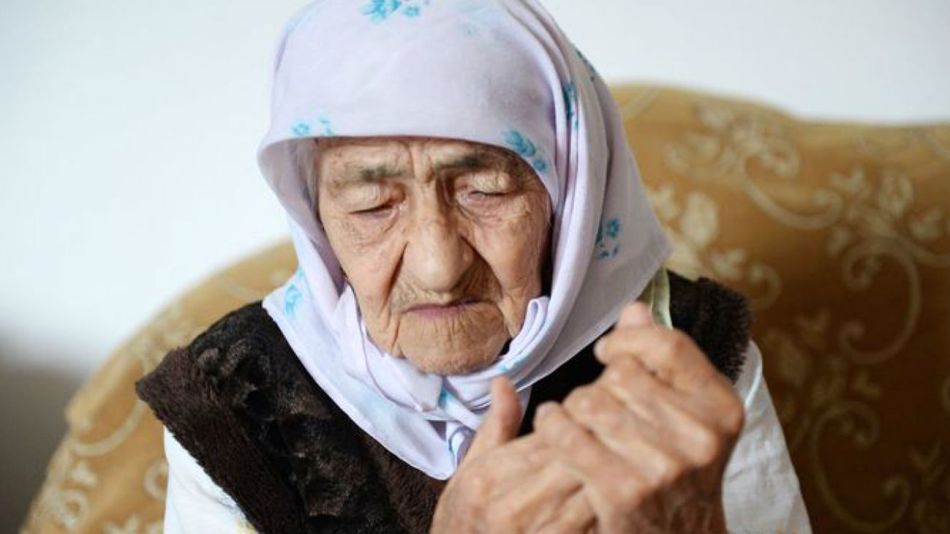 Koku Istambulova, la mujer más vieja del mundo.