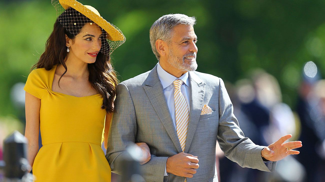 Amal Clooney y George Clooney llegan a la ceremonia de boda del Príncipe Harry y Meghan Markle en la Capilla de San Jorge en el Castillo de Windsor