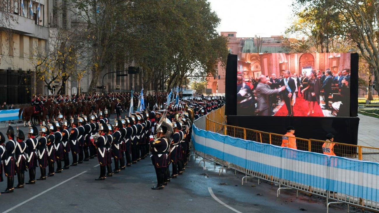 El Presidente se encuentra en la Catedral para participar del Tedeum por el 25 de mayo