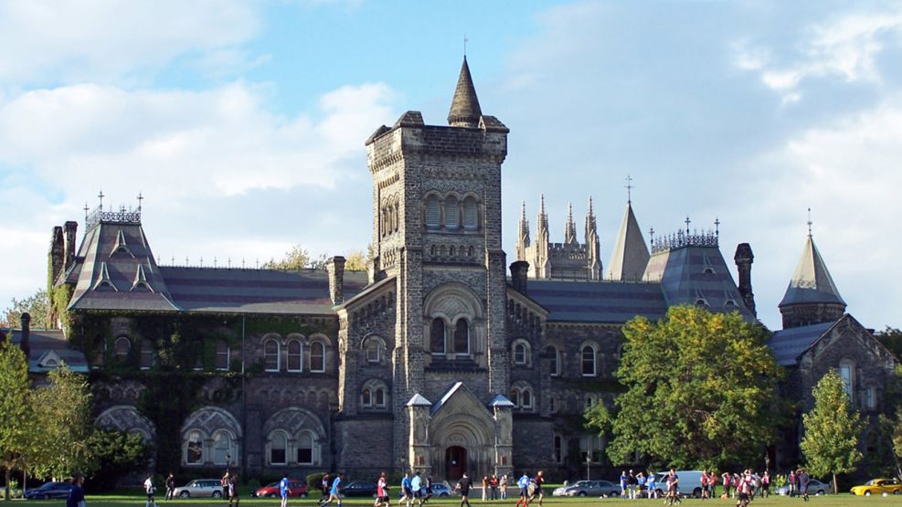 Universidad de Toronto, Canadá