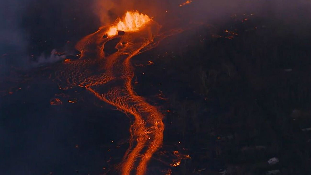 El Kilauea, en Hawai, es uno de los volcanes más activos del mundo. Desde comienzos de mayo expulsa cenizas y lava.