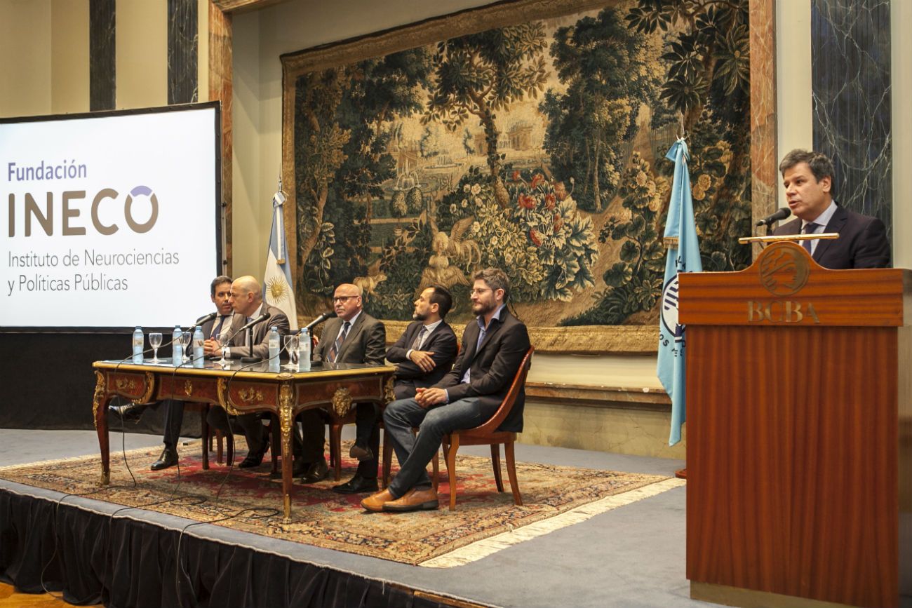 Facundo Manes presentó  el Instituto de Neurociencias y Políticas Públicas.