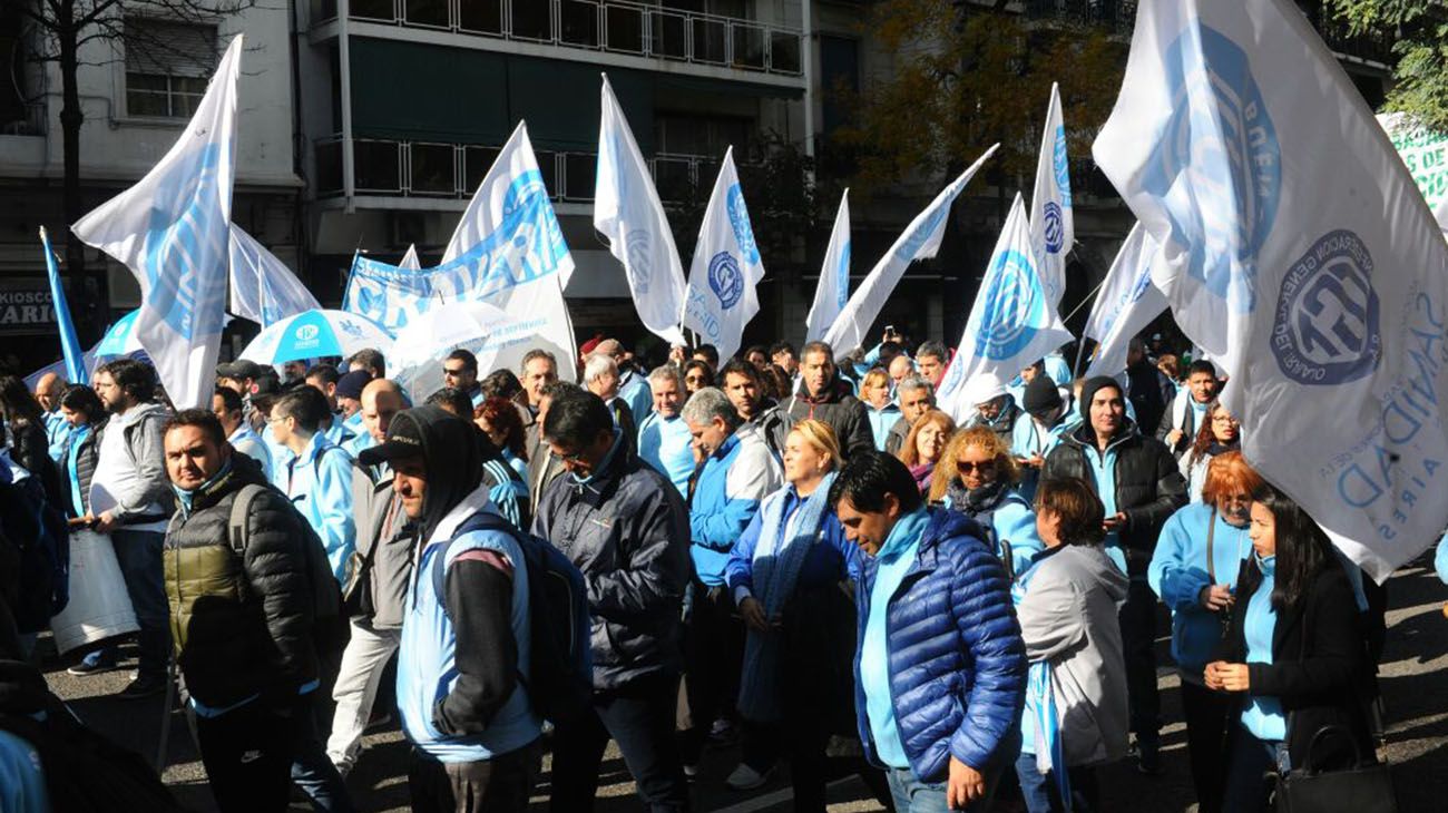 Marcha Federal confluye en distintos puntos de la ciudad de Buenos Aires.