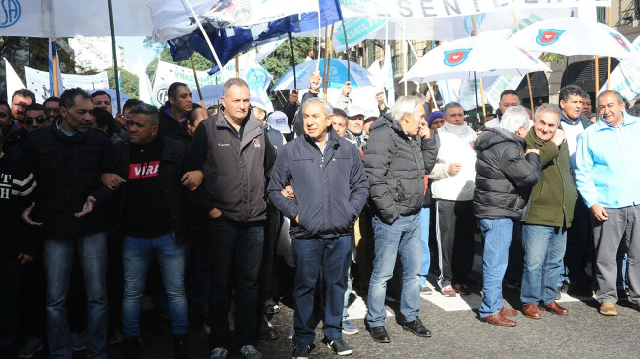 Marcha Federal confluye en distintos puntos de la ciudad de Buenos Aires.