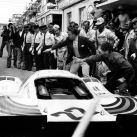 10-como-en-el-ano-anterior-la-temporada-de-carreras-de-1971-tambien-esta-dominada-por-el-porsche-917