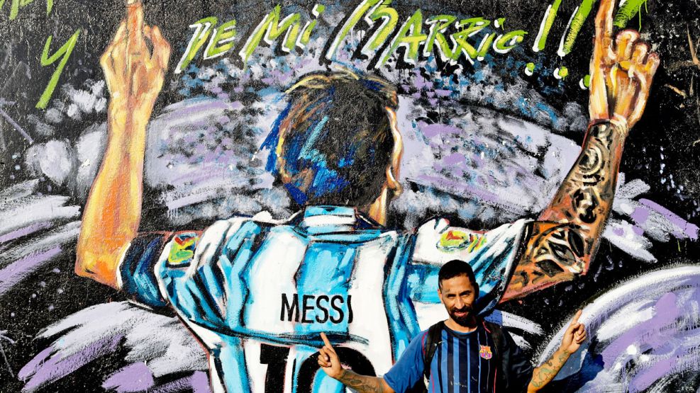 0601_mural_messi_barrio_ap_g.jpg