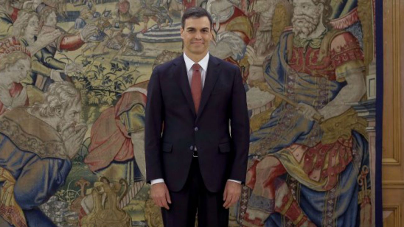 El socialista Pedro Sánchez asumió como presidente del gobierno español.