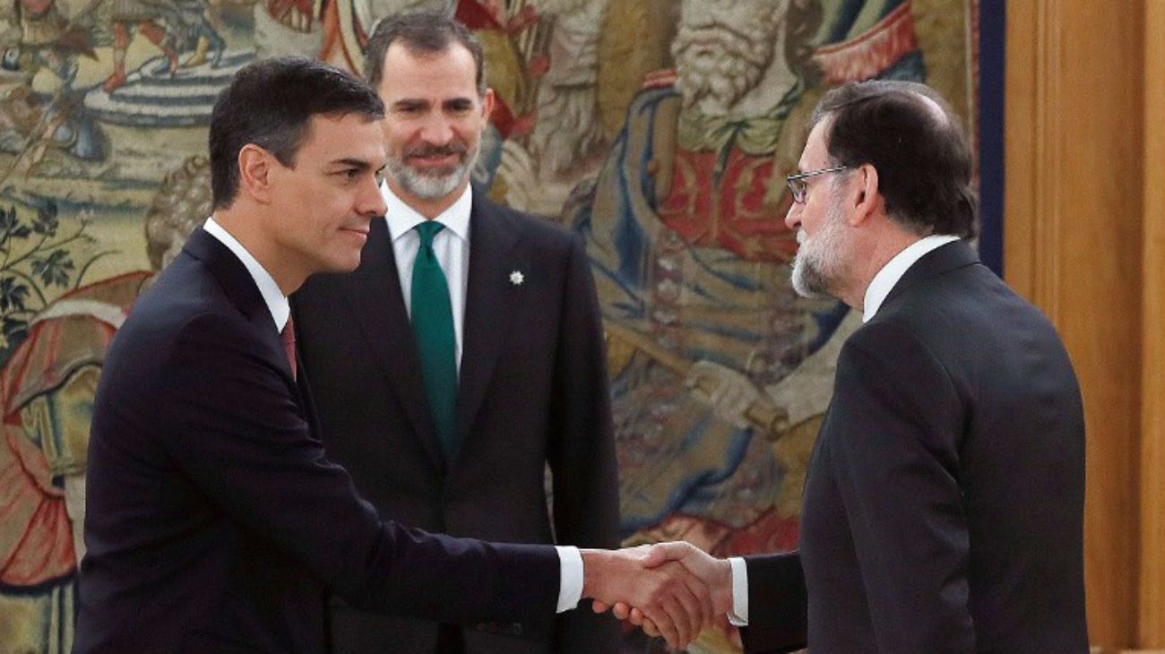 Pedro Sánchez juró su cargo ante el rey Felipe VI en el Palacio de la Zarzuela.