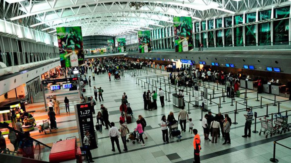 El Aeropuerto de Ezeiza era donde operaba la banda.