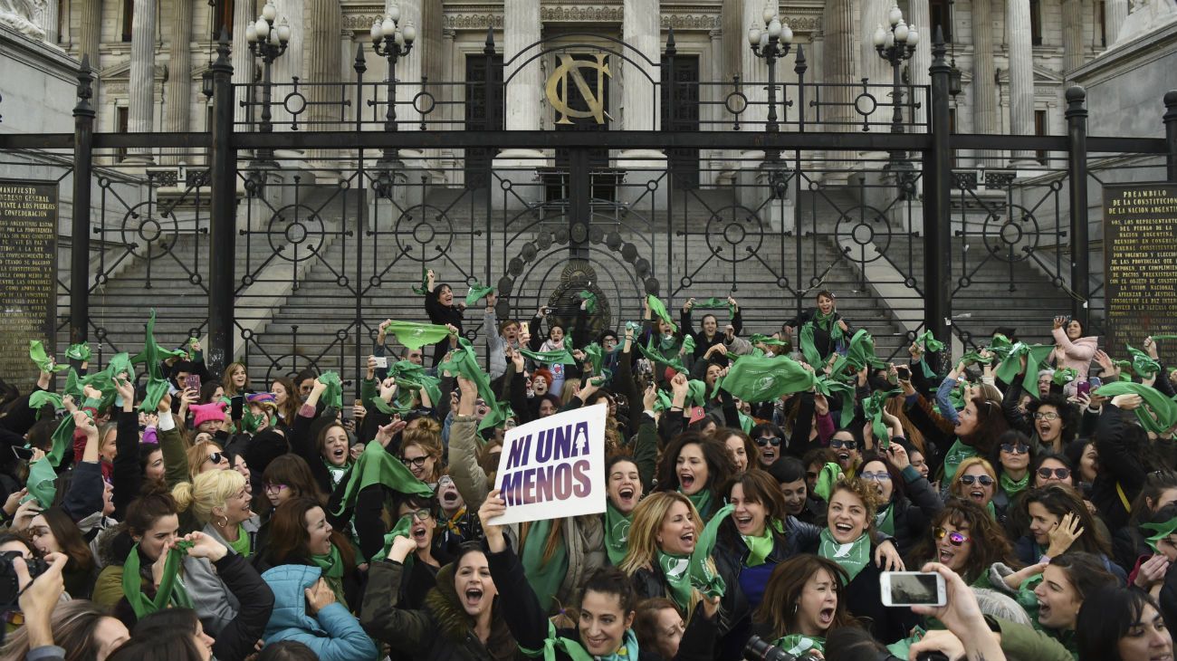 Famosos. La discusión interpela a toda la sociedad. Intelectuales y personajes públicos han asumido claramente su posición. Incluso, más que muchos legisladores.