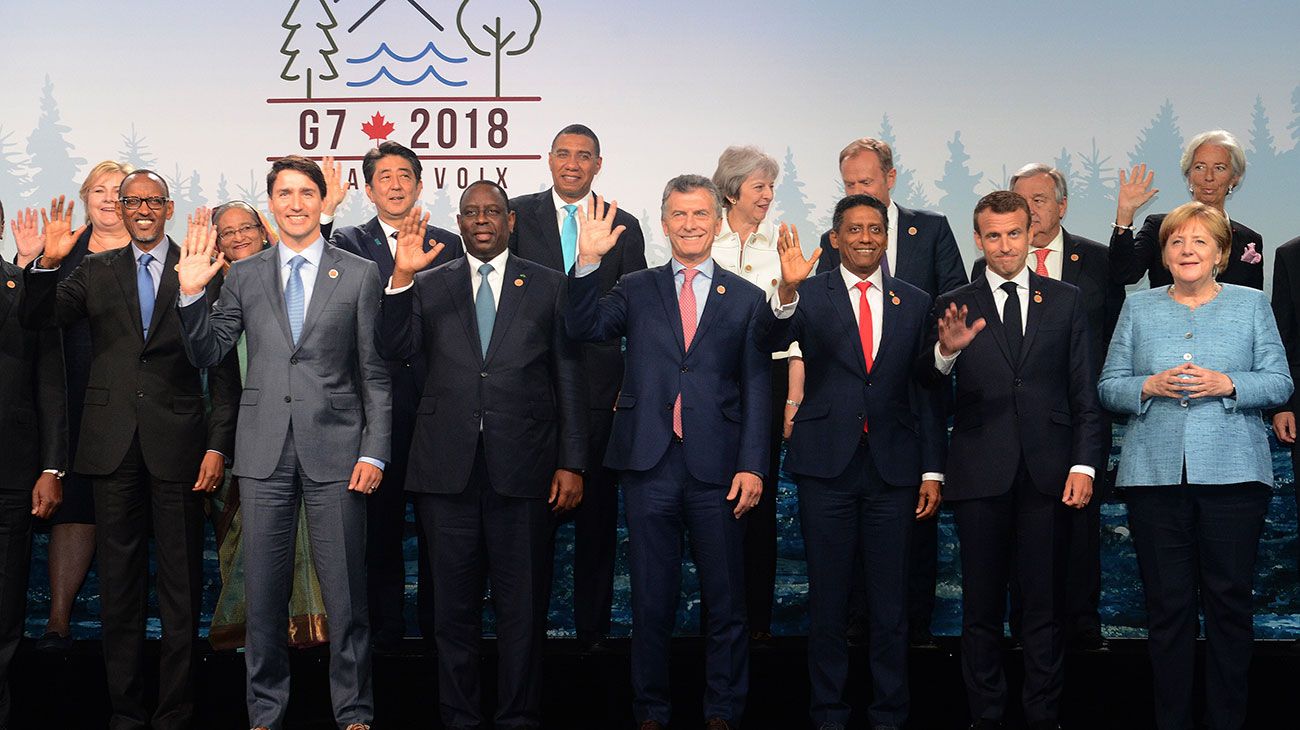 El presidente Mauricio Macri, participó en la fotografía oficial junto a los líderes del G7 y otros Jefes de Estado 