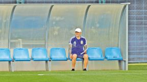 0609_sampaoli_banco_ap_g.jpg