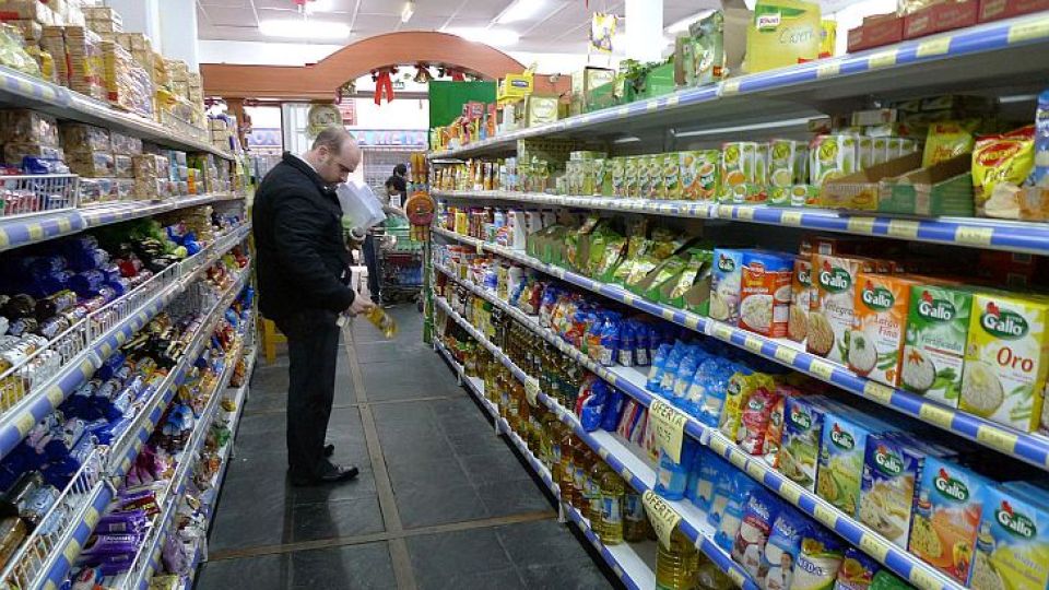 Unas 12 marcas líderes aplicaron en promedio aumentos del orden del 5,42%.