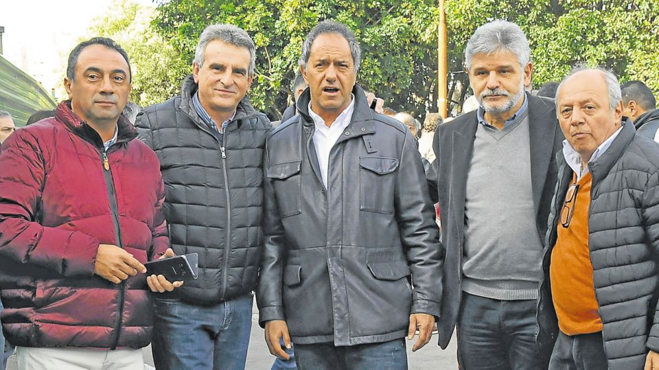 En Caballito. Agustín Rossi y Daniel Scioli.