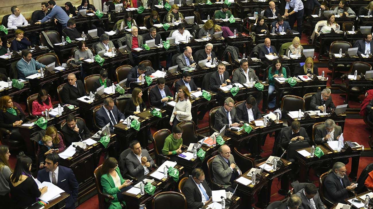  Se inició en el Cámara de Diputados el debate por la legalización del aborto. 