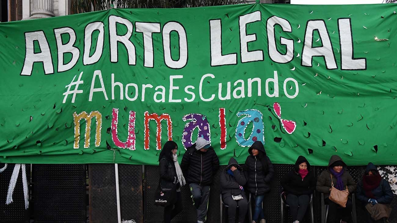  Se inició en el Cámara de Diputados el debate por la legalización del aborto. 