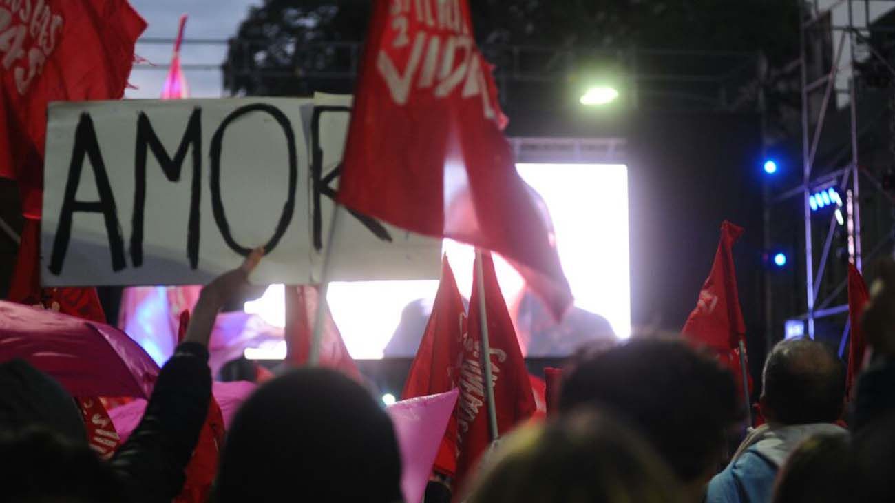 Marchas en el Congreso mientras se debate la legalización del aborto. 