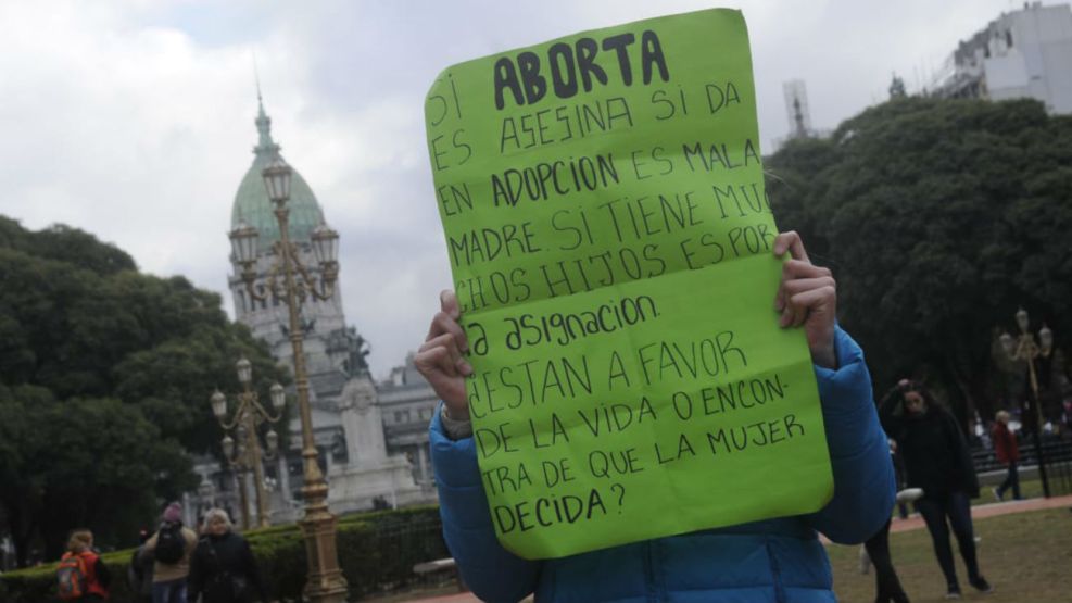 vigilia despenalizacion aborto escayola 20180613