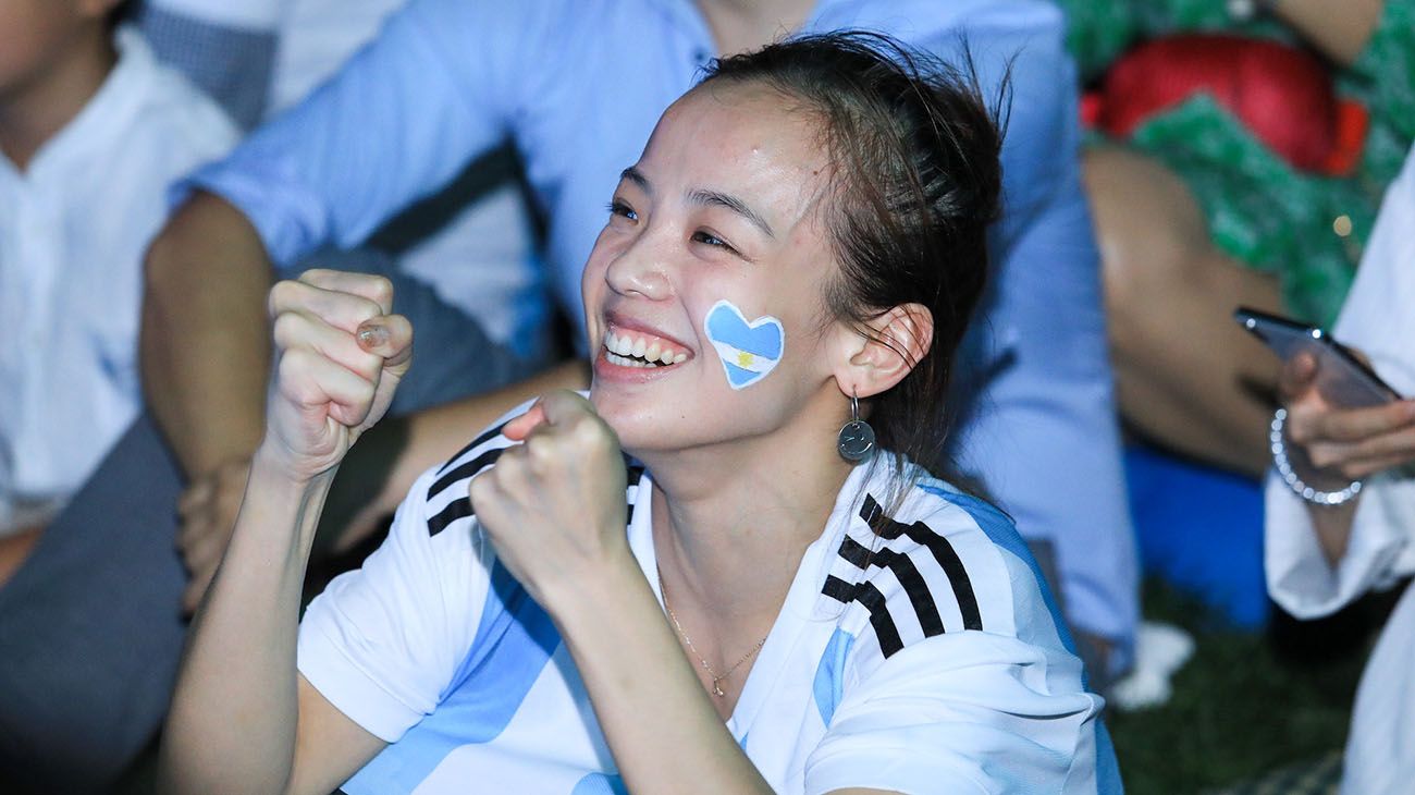 Como se vivió el partido Argentina Islandia en China.