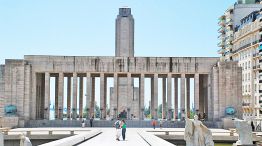 0617_monumento_bandera_cedoc_g.jpg