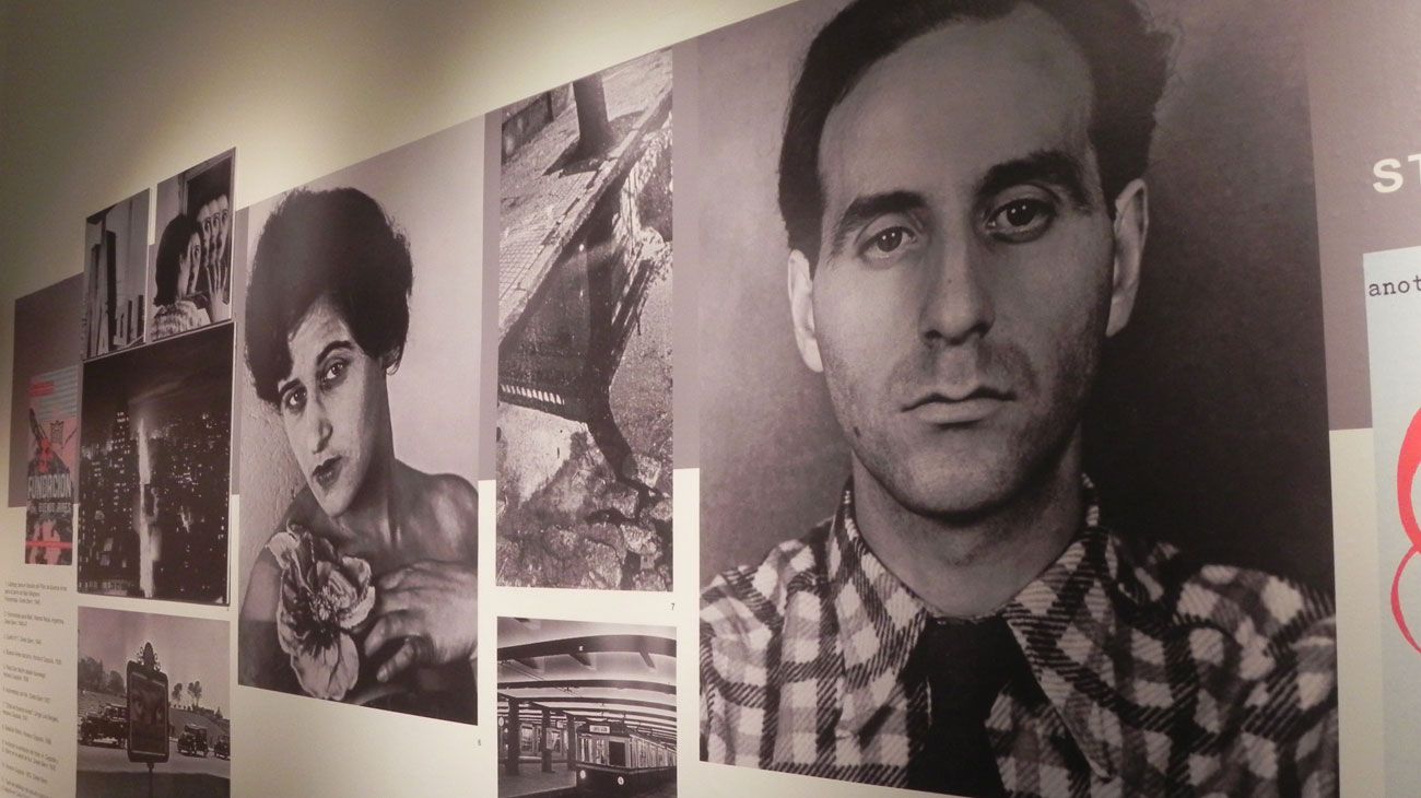 Los fotógrafos Horacio Cóppola y Grete Stern se conocieron en la Bauhaus y huyendo del nazismo se instalaron en Buenos Aires tras un breve paso por Inglaterra.