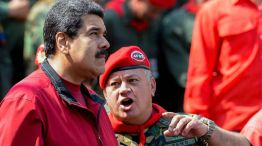 Nicolás Maduro, en un acto junto a Diosdado Cabello en uniforme militar.