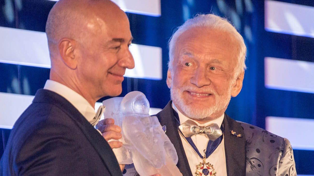 Buzz Aldrin demanda a sus hijos