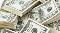 Por qué el dólar no para subir