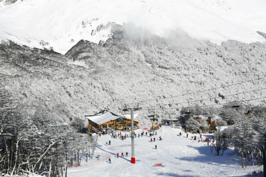 Cerro Castor especializado en esquí de fondo multiplicó sus instalaciones en la base