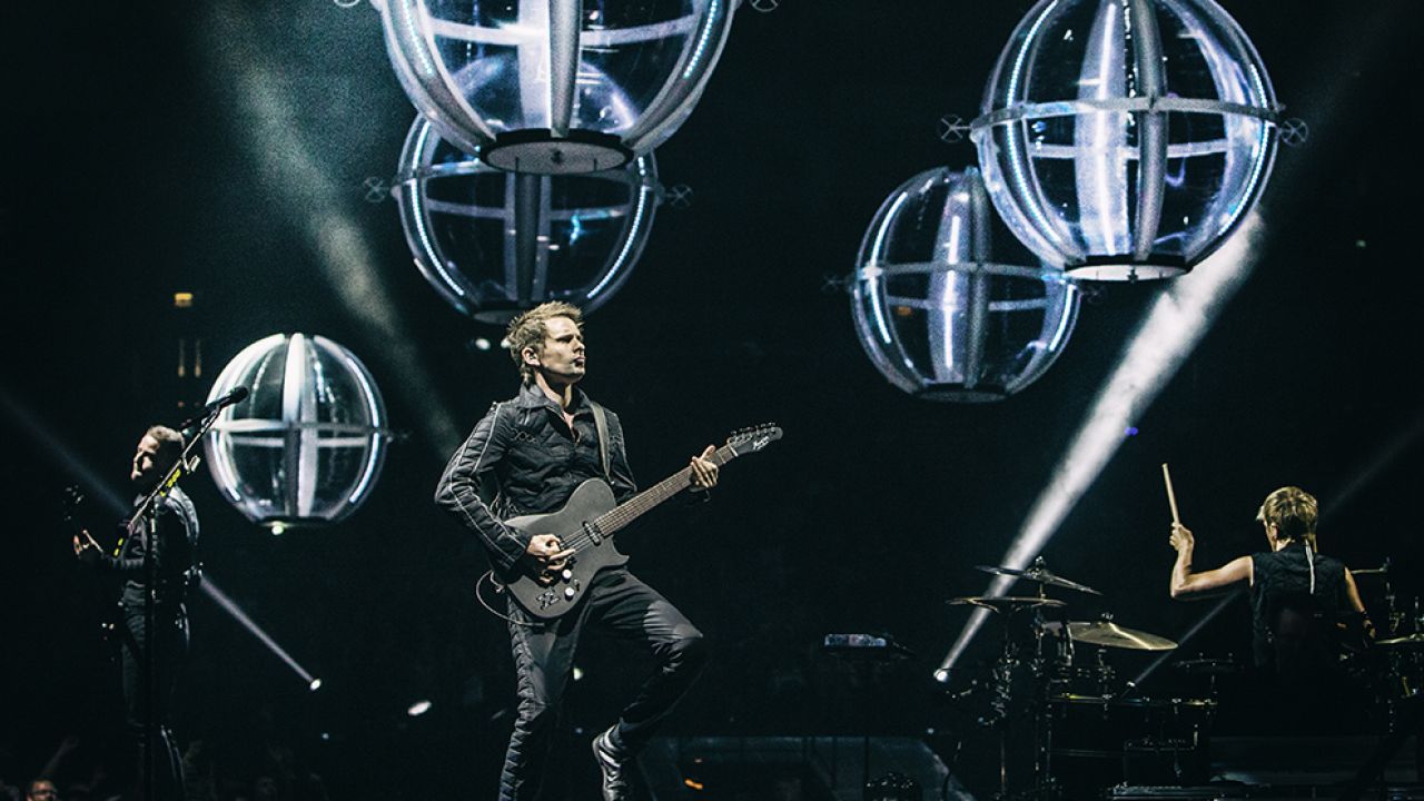 Exitoina Muse llega a la pantalla grande con su "Drones World Tour"