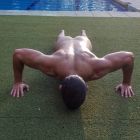 Miguel Herran desnudo