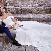 pronovias-36148970-377043232702481-1034303754955915264-n