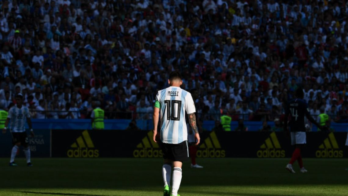 Dejected, captain Lionel Messi leaves the pitch after Argentina’s 4-3 defeat to France last weekend.