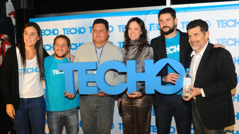 Políticos, periodistas y celebridades participaron del aniversario de Techo