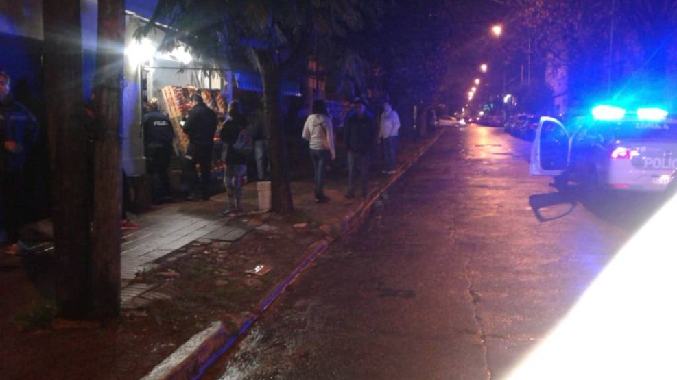 La verdulería de la calle 49, en Berazategui, escenario del brutal asesinato.