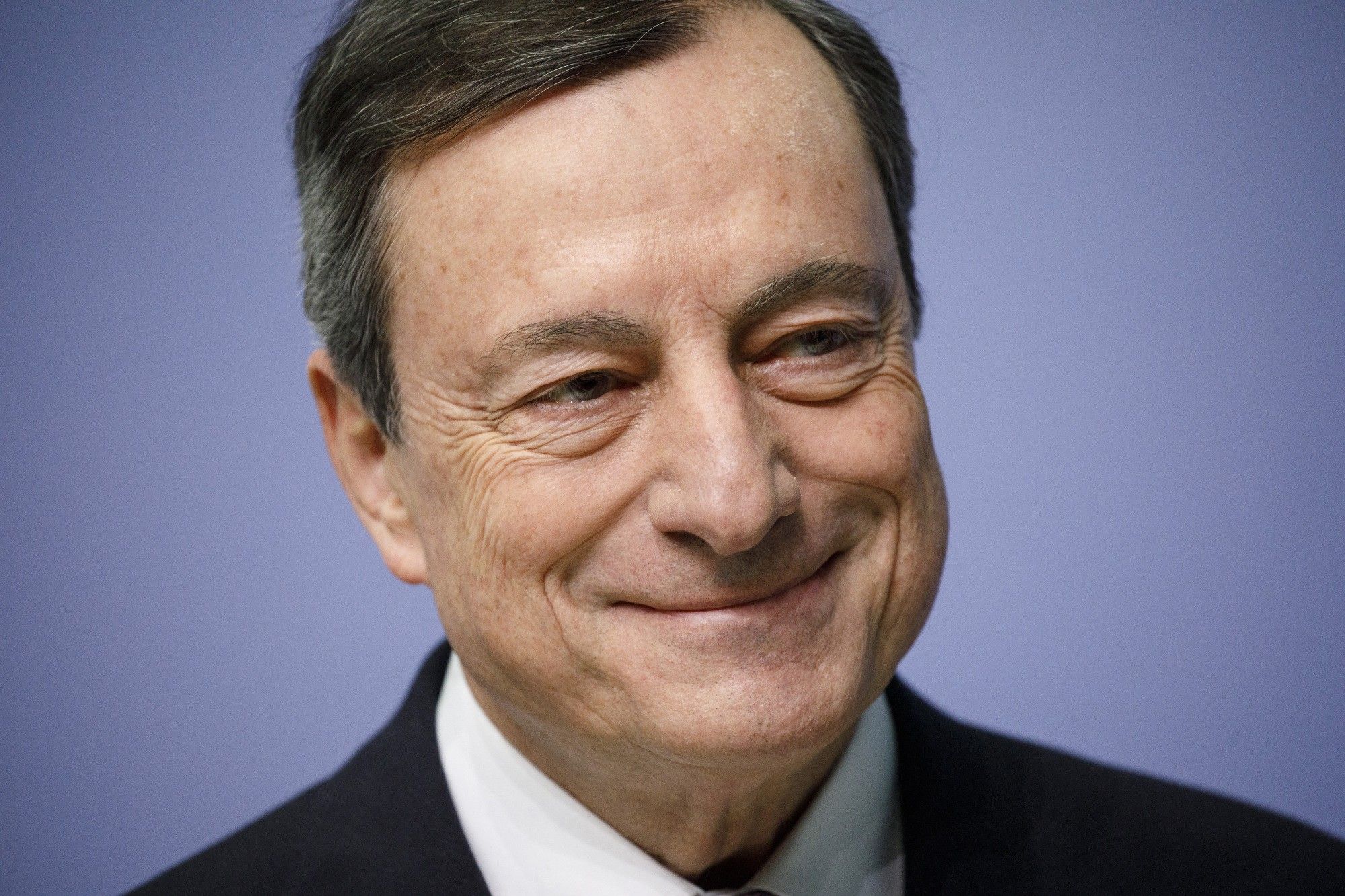 Draghi Will Just About Raise ECB Interest Rate Before Retiring