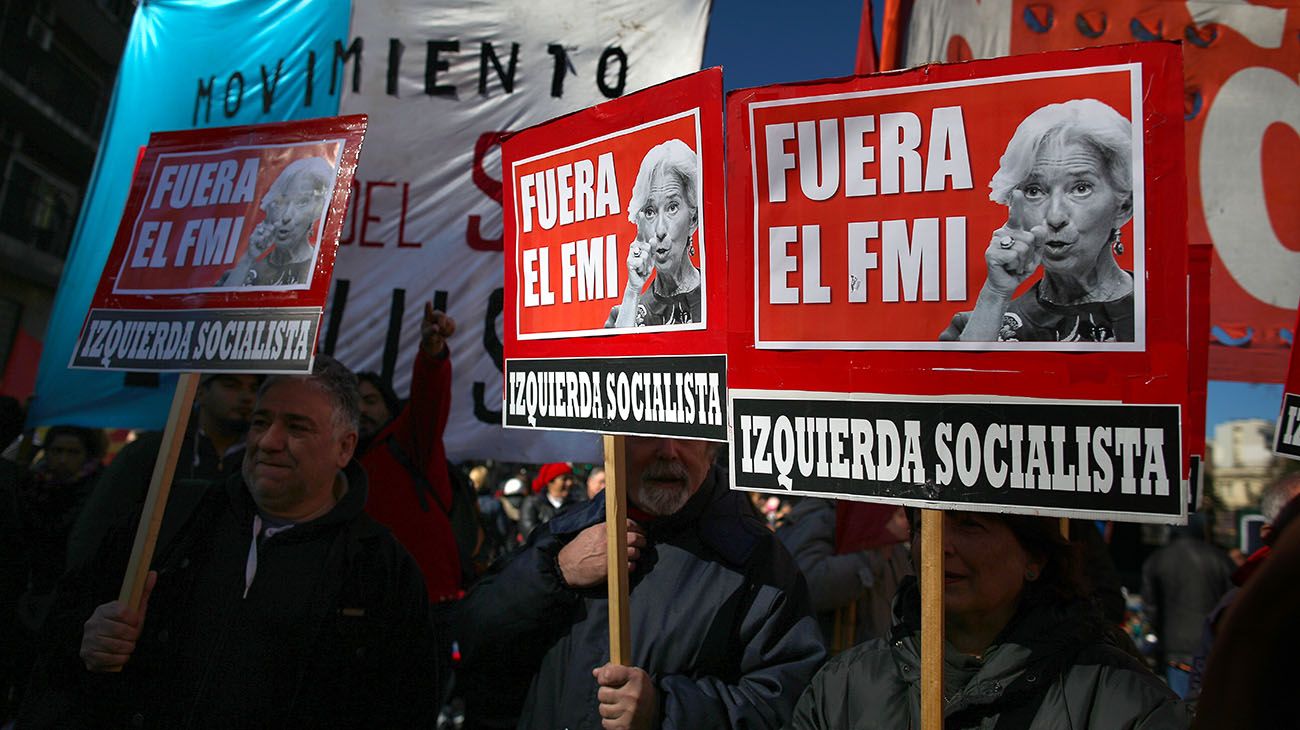 Protestas en contra de la reunion del G20 y la visita de Lagarde en la Argentina