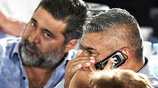 Risa fácil. Angelici y Tapia cerraron el sainete mundialero con la salida de Sampaoli.