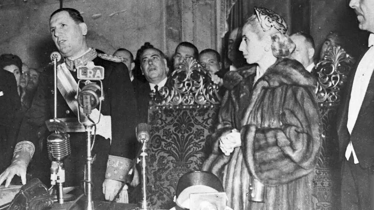 Evita en la asunción del segundo mandato de su esposo Juan Domingo Peron en 1952.