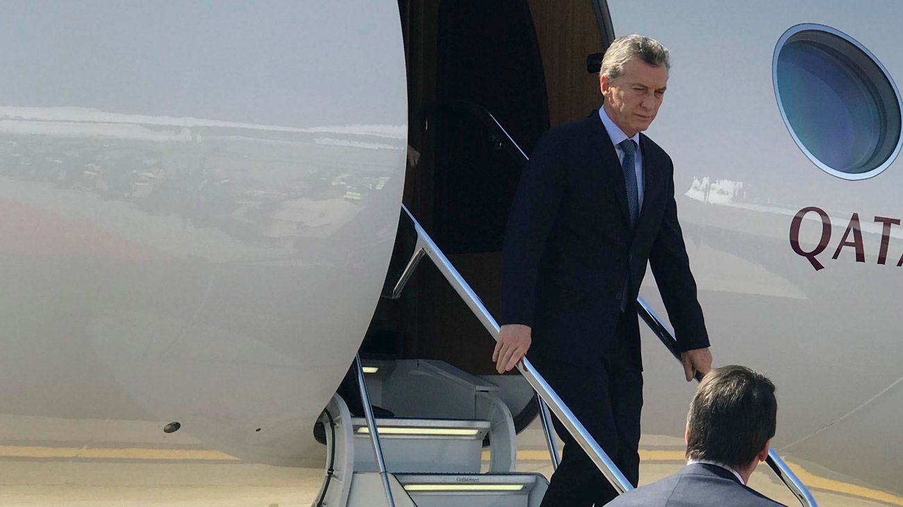 El presidente Mauricio Macri arribó este jueves a la ciudad de Johannesburgo, Sudáfrica, donde participará de la décima Cumbre del BRICS.