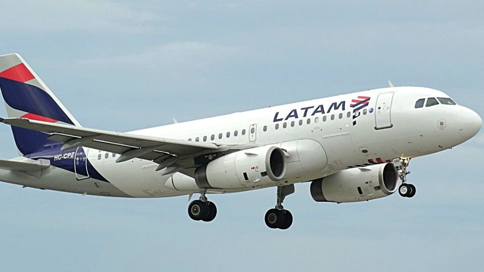 La línea aérea Latam.