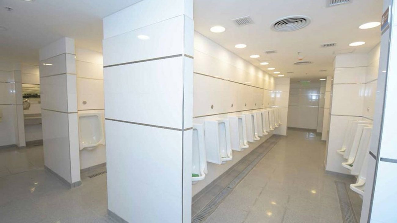 Los nuevos baños de la terminal constitucion 